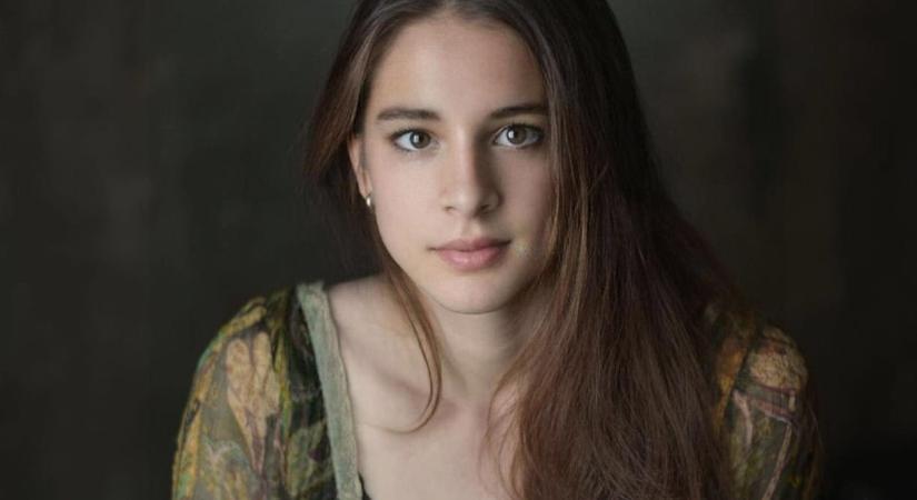 Sztrókot kapott a színpadon a Nemzeti Színház 26 éves színésznője