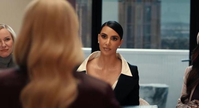 0, azaz 0 százalékon nyitott Ryan Murphy új sorozata, a Kim Kardashiant is felvonultató jogi dráma