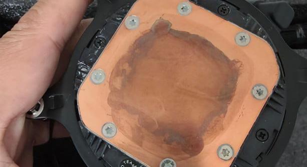 Tovább dagad a botrány a veszélyes dél-koreai hővezető paszta körül – Egyéb vállalat(ok) és érintett(ek) lehet(nek)