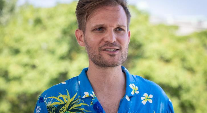 „Ilyen az, amikor a férfiak elkezdenek kitárulkozni” – Puskás-Dallos Peti szabályosan sokkolta a feleségét