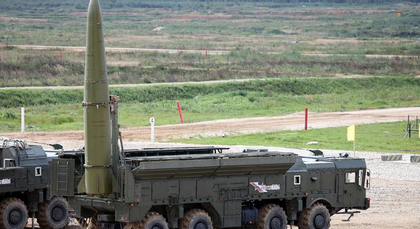 Ukrajna megsemmisített egy Iszkander rakéták indításához használt töltőjárművet