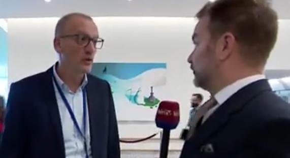 Idegesen reagált a HírTV kérdéseire Tarr Zoltán  videó