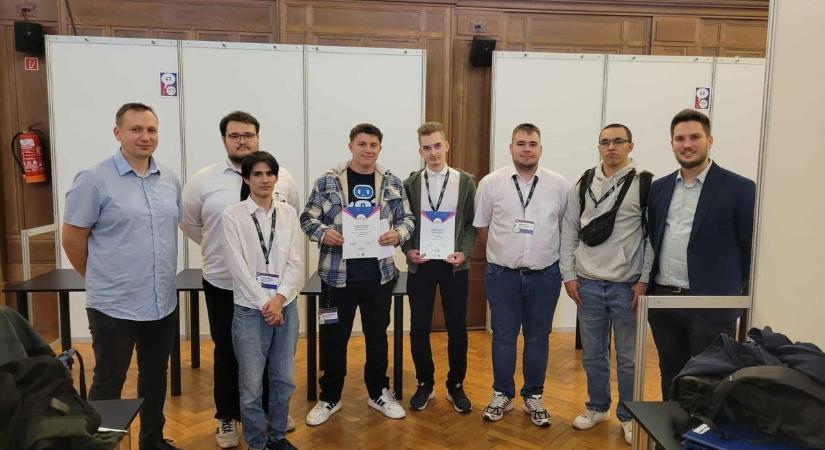 Országos versenyen jeleskedtek a debreceni diákok