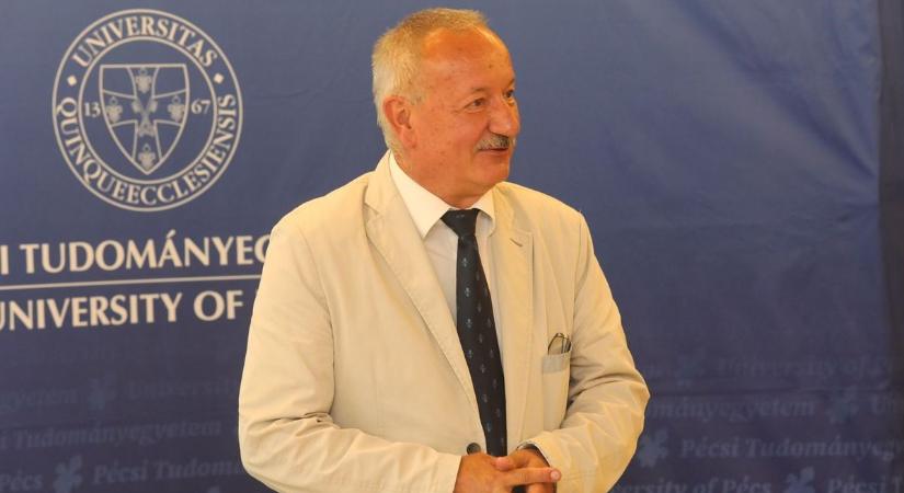 Ezt üzente a PTE távozó rektora: Miseta Attila optimista