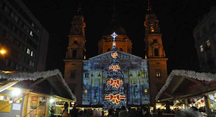 Nemsokára nyílik az Advent Bazilika és a Vörösmarty Classic Xmas