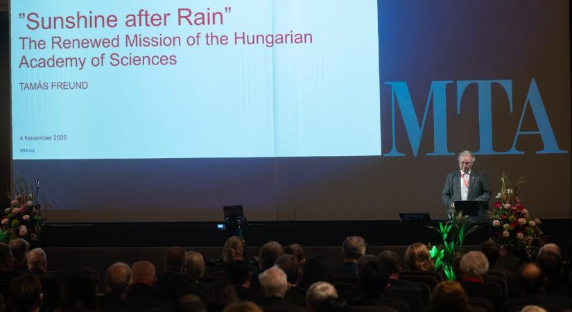Freund Tamás: az MTA ma is a tudomány és a társadalom közötti párbeszéd legfontosabb intézménye