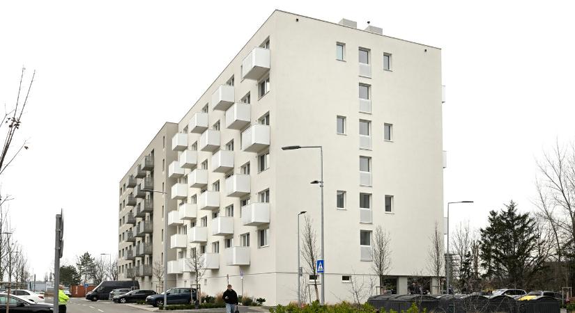 Venni vagy bérelni? Tovább drágultak a használt lakások Pozsonyban