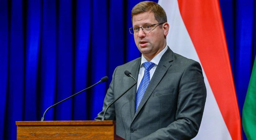 Gulyás Gergely a Nemzeti Konzultációról: Érdemes nemet mondani az adóemelési tervekre