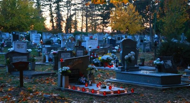 Csöndes és nyugalmas, meghitt gyásznapok
