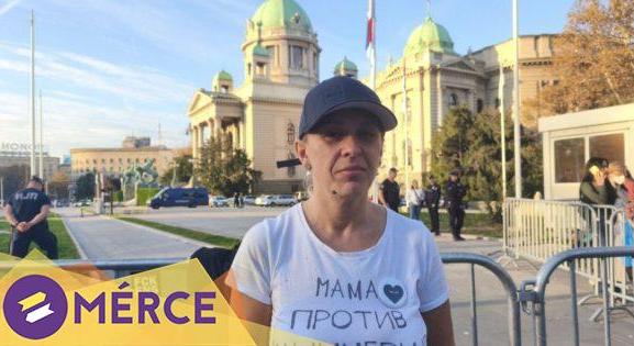 Éhségsztrájkba kezd a szerb anya, miután az ország egy éve hiába követel igazságot a fiának