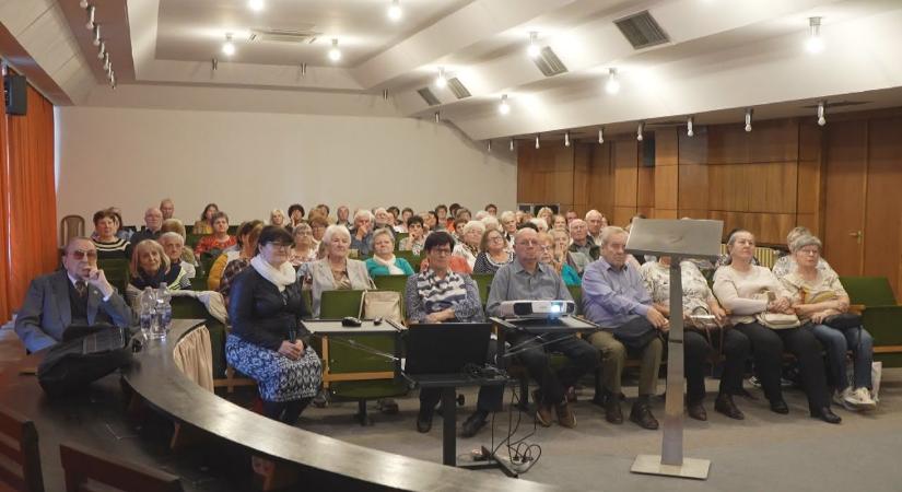 Tolna megye tudósaira emlékeztek