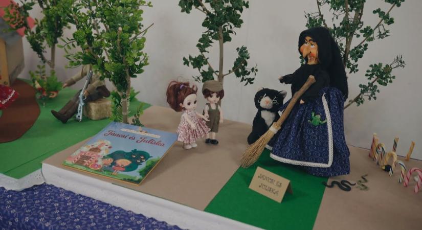 Életre keltek a mesék a kiállításon