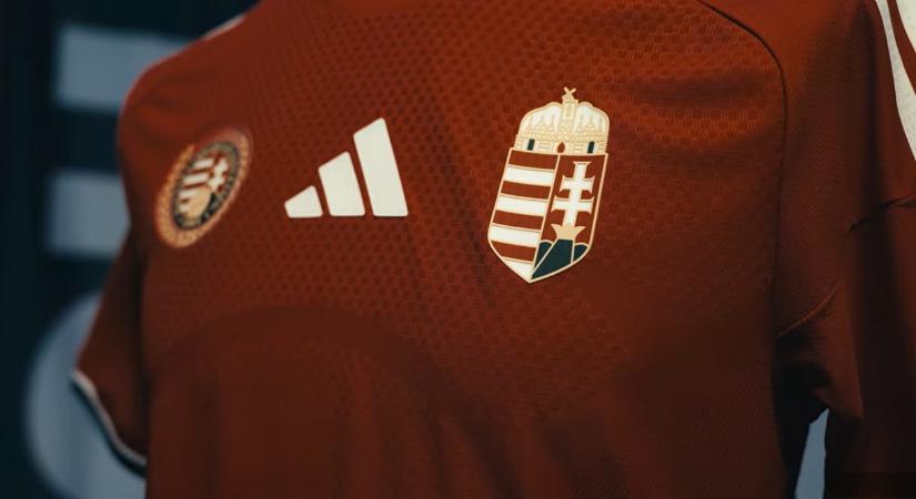 Új mezben fog játszani az írek ellen a válogatott