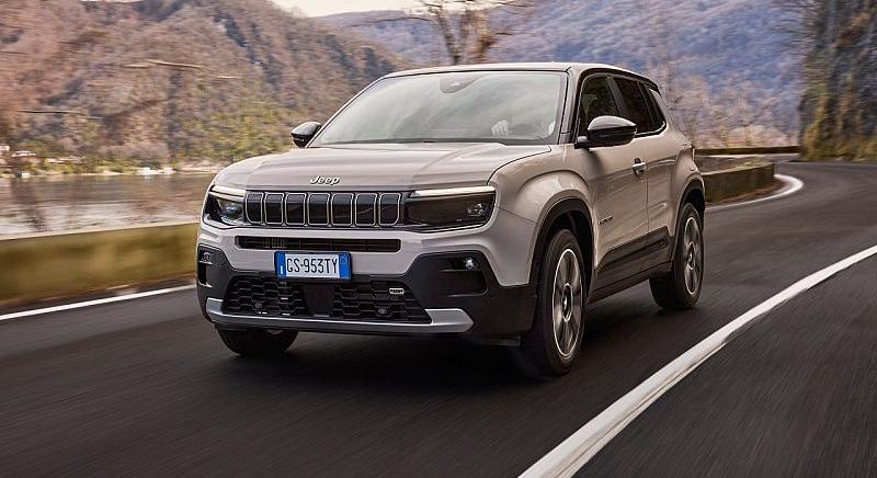 Tűzveszélyes akkuk miatt több százezer autót hív vissza a Stellantis