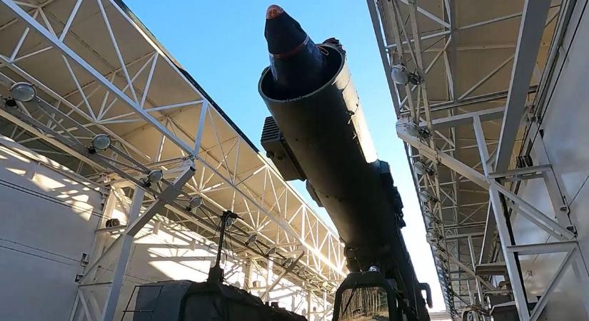 Putyin asztalán a atomterv: Oroszország készen áll a nukleáris fegyverkísérletekre