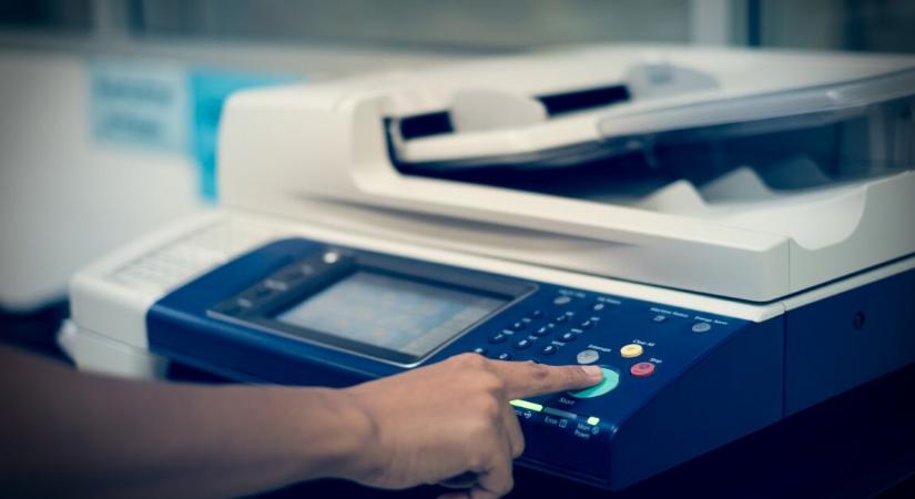 Bosszú a munkahelyen – zseniális módon buktatta le hatalommániás főnökét egy dolgozó