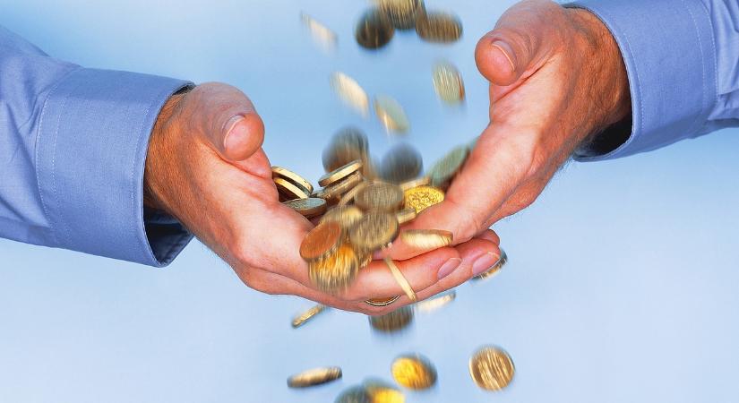 A 100 leggazdagabb magyarnál van az ország vagyonának 13 százaléka