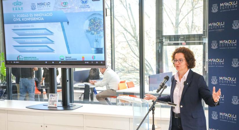 Az innovációról tartottak konferenciát tartottak a Miskolci Egyetemen - képekkel