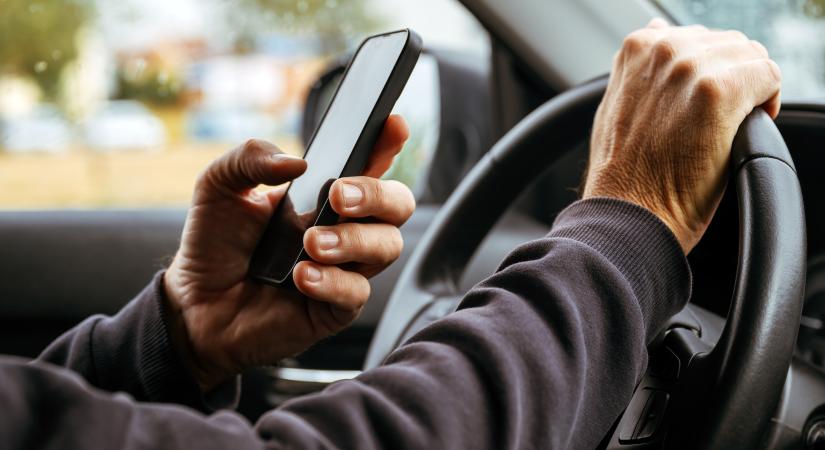 Ezt kapcsold be a mobilodon vezetés közben, és megváltozik az életed