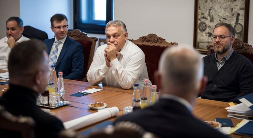 Orbán Viktor útitársai elárulták, mit várnak a washingtoni találkozótól (VIDEÓ)