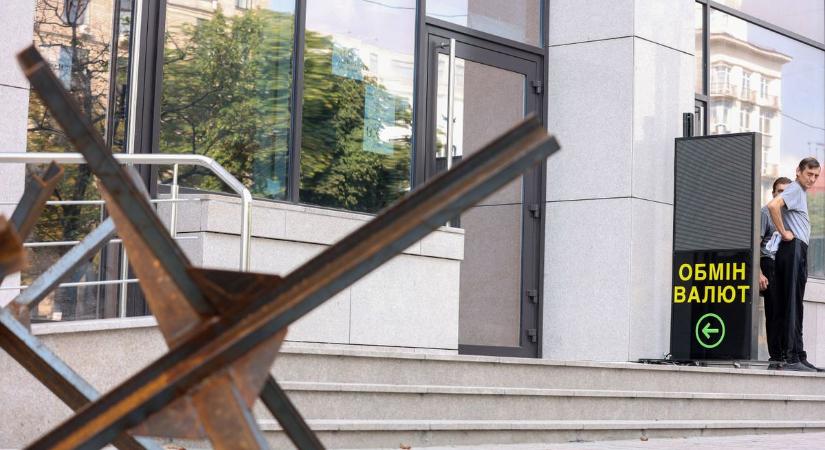Valami nem stimmel: csődbe ment egy bank Ukrajnában, így kártalanítják a betéteseket - egy éven belül ez már a második