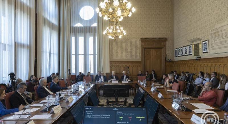 Semjén Zsolt: egyházpolitikánk lényege az együttműködő elválasztás