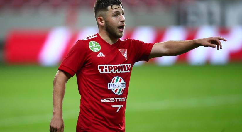 Debrecenben Angliába vezető úton látják a magyar válogatottba behívott Bárányt