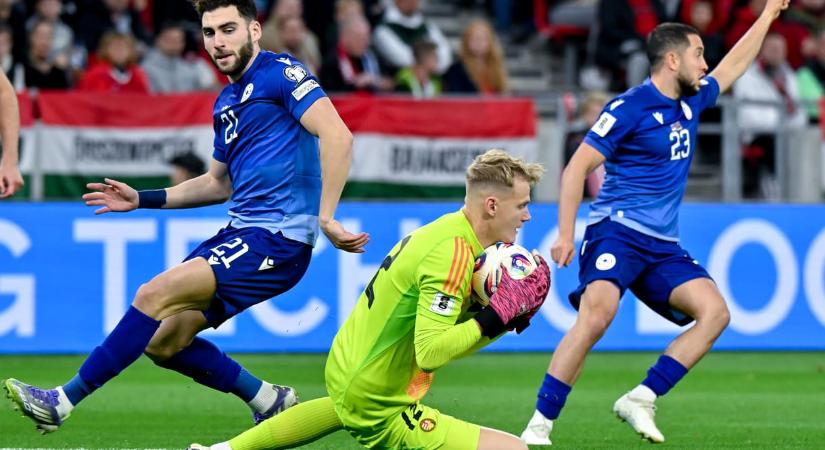 Műteni kell a térdét a válogatott kapusának, Tóth Balázsnak