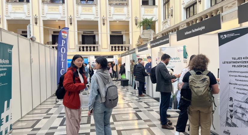 Rengeteg a munkalehetőség Debrecenben – már évente kétszer rendez állásbörzét az egyetem