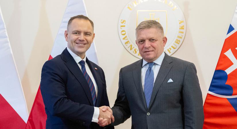 Fico szerint a V4-es együttműködés fontos feltétele Szlovákia fejlődésének