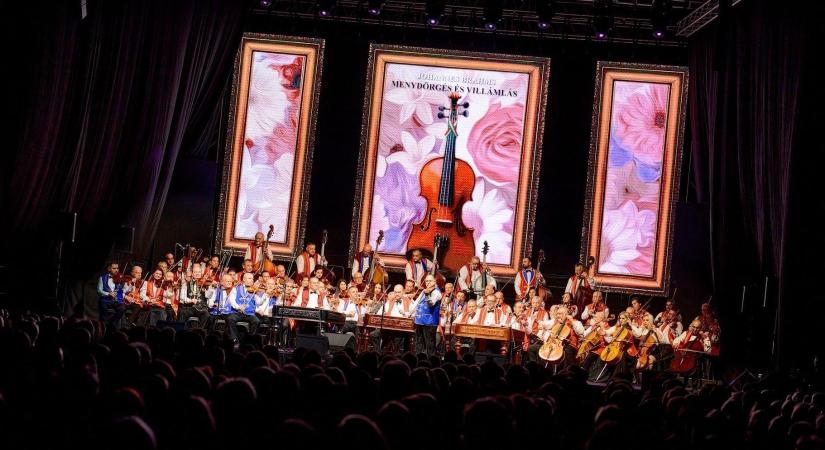 Elsöprő és szenvedélyes koncerttel érkezik Győrbe a 100 Tagú Cigányzenekar