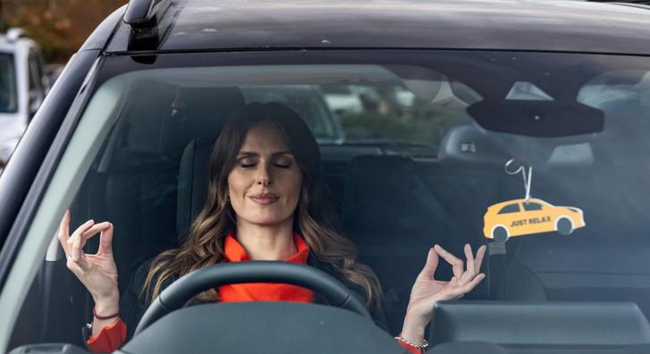 Valóban a kocsink lenne a béke szigete?