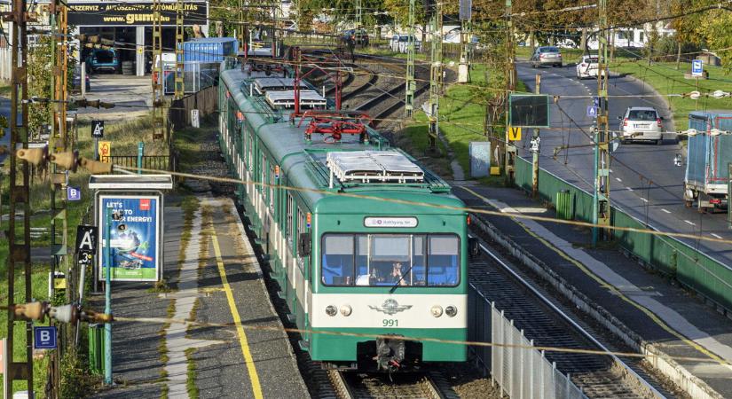 Egyeztetést kérnek a polgármesterek Lázár Jánostól a szentendrei HÉV felújításának módosításai miatt