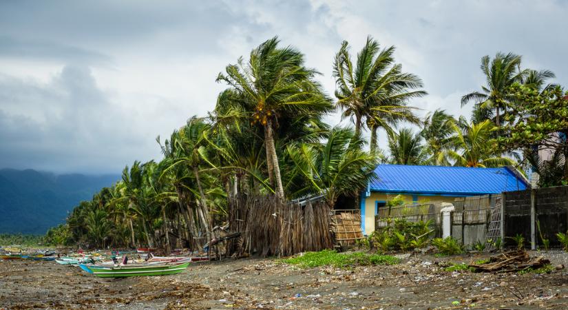 Letarolta a Fülöp-szigeteket a Kalmaegi tájfun