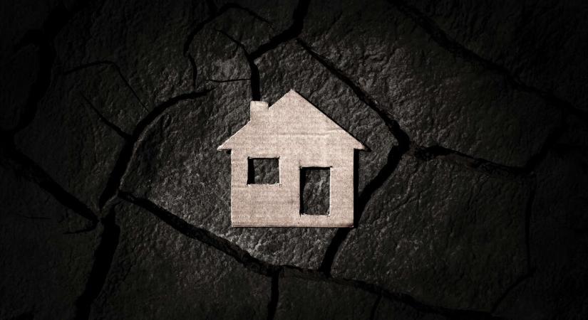 Elavult otthonokban, hideg falak között – Több százezer magyar él energiaszegénységben