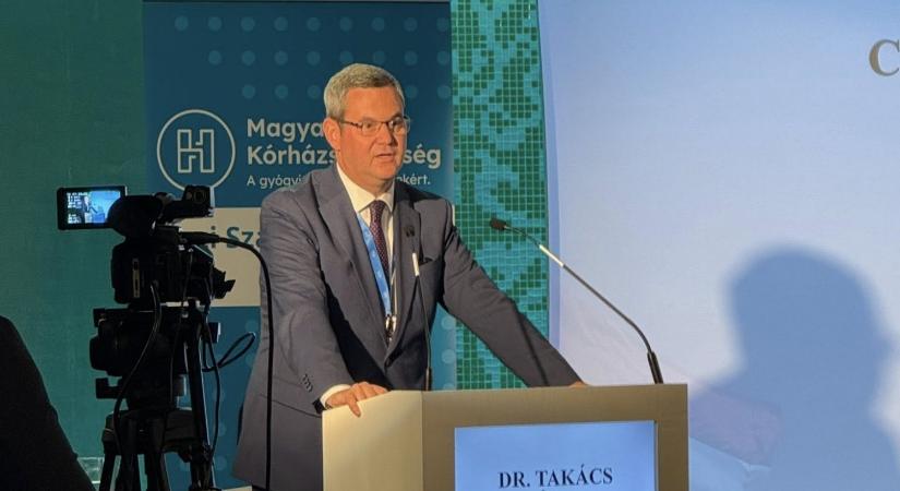 Miniszteri viccről, brutális szakdolgozó hiányról, titkos aktualitásokról