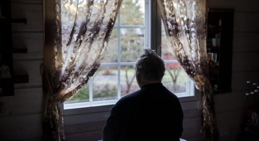 Kiszámolták, hogy mennyivel nőttek volna a nyugdíjak, ha a Fidesz nem vezeti ki a svájci indexálást