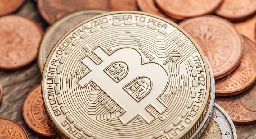 Tovább esik a Bitcoin árfolyama, már 100.000 dollár alá is benézett