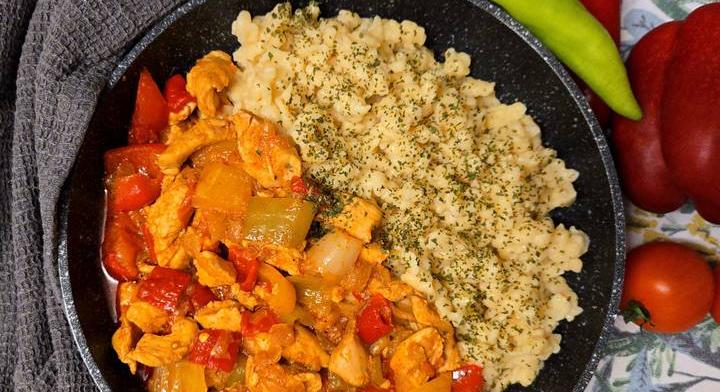 Borsos tokány paprikásan: szaftos, fűszeres, ellenállhatatlan