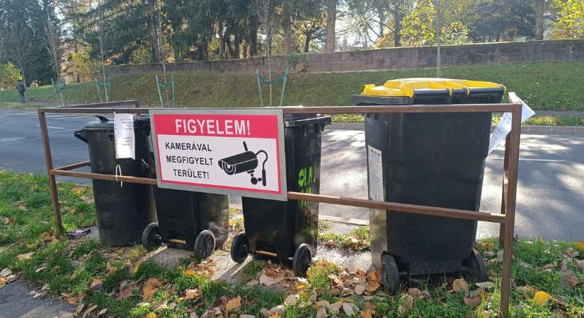 Kamerával figyelik a kukákat – az ottlakók megunták, hogy mások is odahordják a szemetet