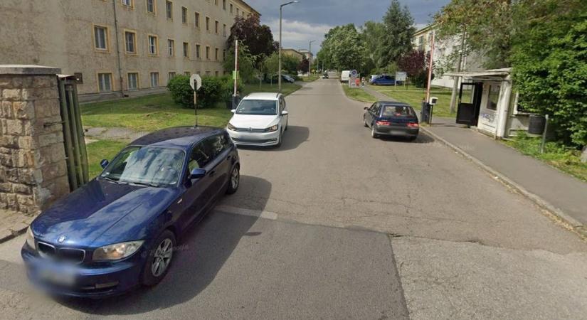 Nem is büntetnek, vagy agyonbírságolnak? Bunkóság a véradó-parkolóban