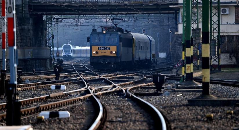 Figyelem, szabolcsiak! Járműhiba miatt pótlóbusz közlekedik ezen a vasúti szakaszon