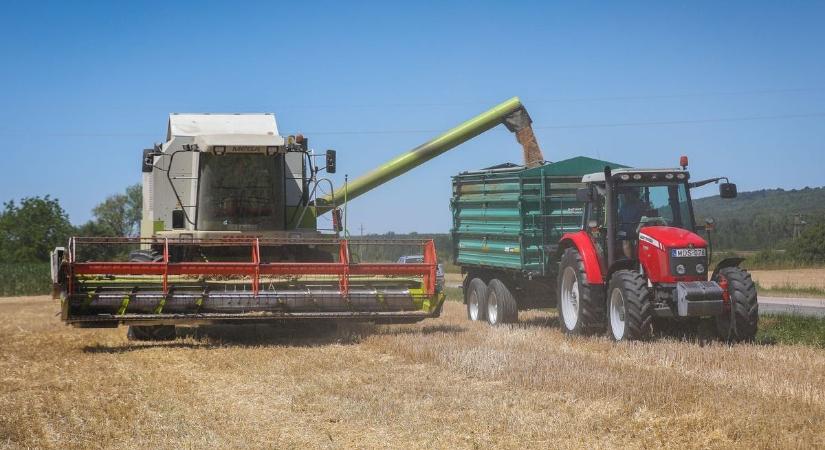 Őszi munkák Győr-Moson-Sopron földjein, így áll a betakarítás, a vetés