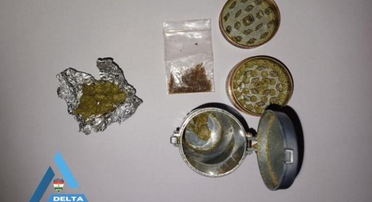 Kábítószer a kocsiban 