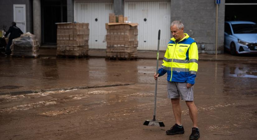Figyelmeztette a Katalóniában tartózkodó magyarokat a Konzuli Szolgálat