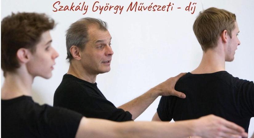 Egy név, amely irányt mutat, egy díj, amely értéket őriz – Nyíregyháza világhírű művésze előtt tisztelegnek