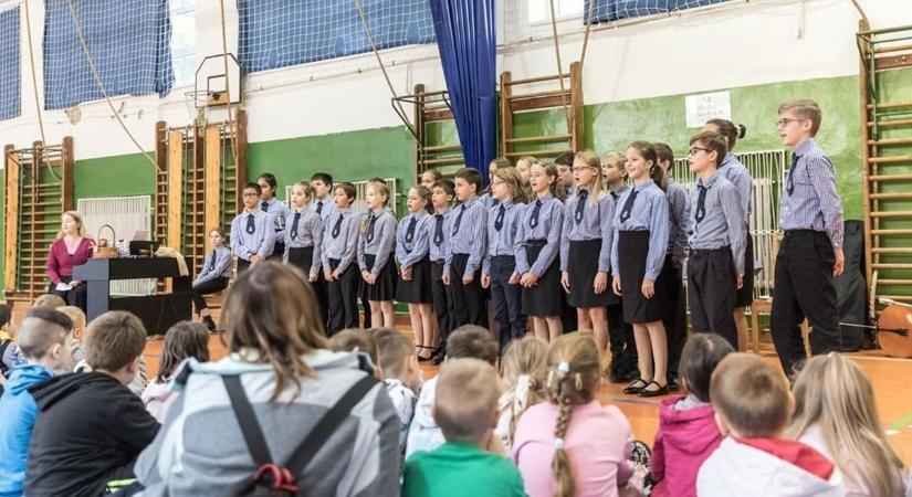 Dunaújváros és térsége fiataljait is támogathatják