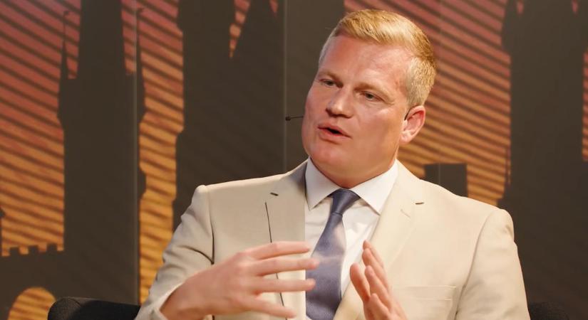 Turek szerint az új cseh kormány leállítja az ukrán katonai támogatást