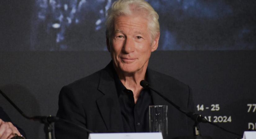 Richard Gere: „Nemet kell mondanunk az olyan vezetőkre, mint Orbán”