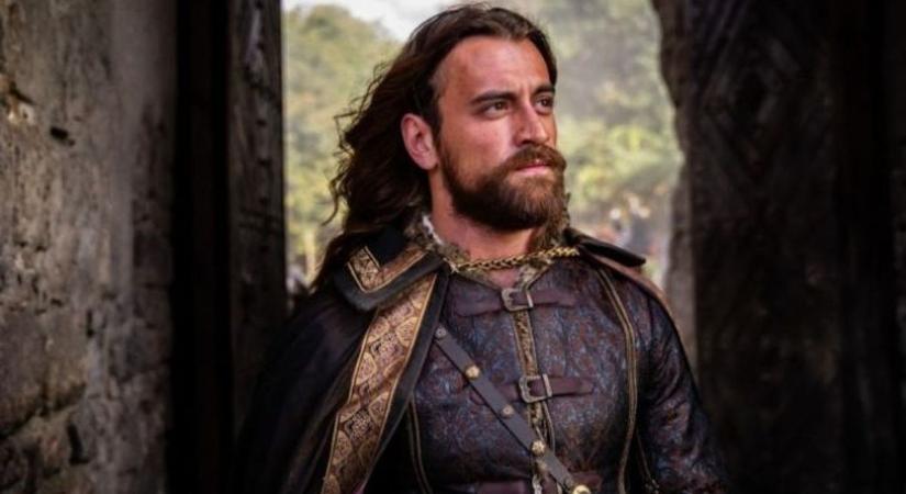 Inspirálódnál? - A Hunyadi Jánost megformáló Kádár L. Gellért Szombathelyre érkezik